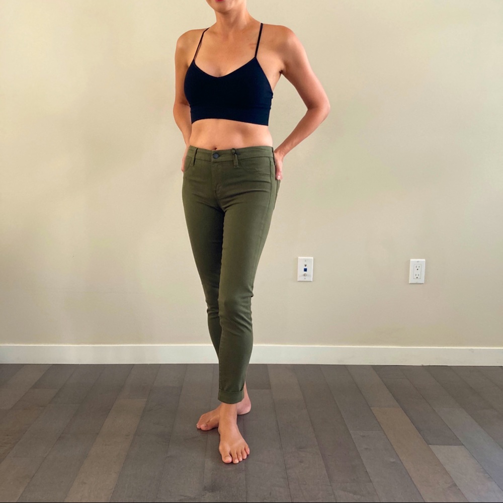 NWT J Brand Anja Mid Rose Cuffed Crop Chinos